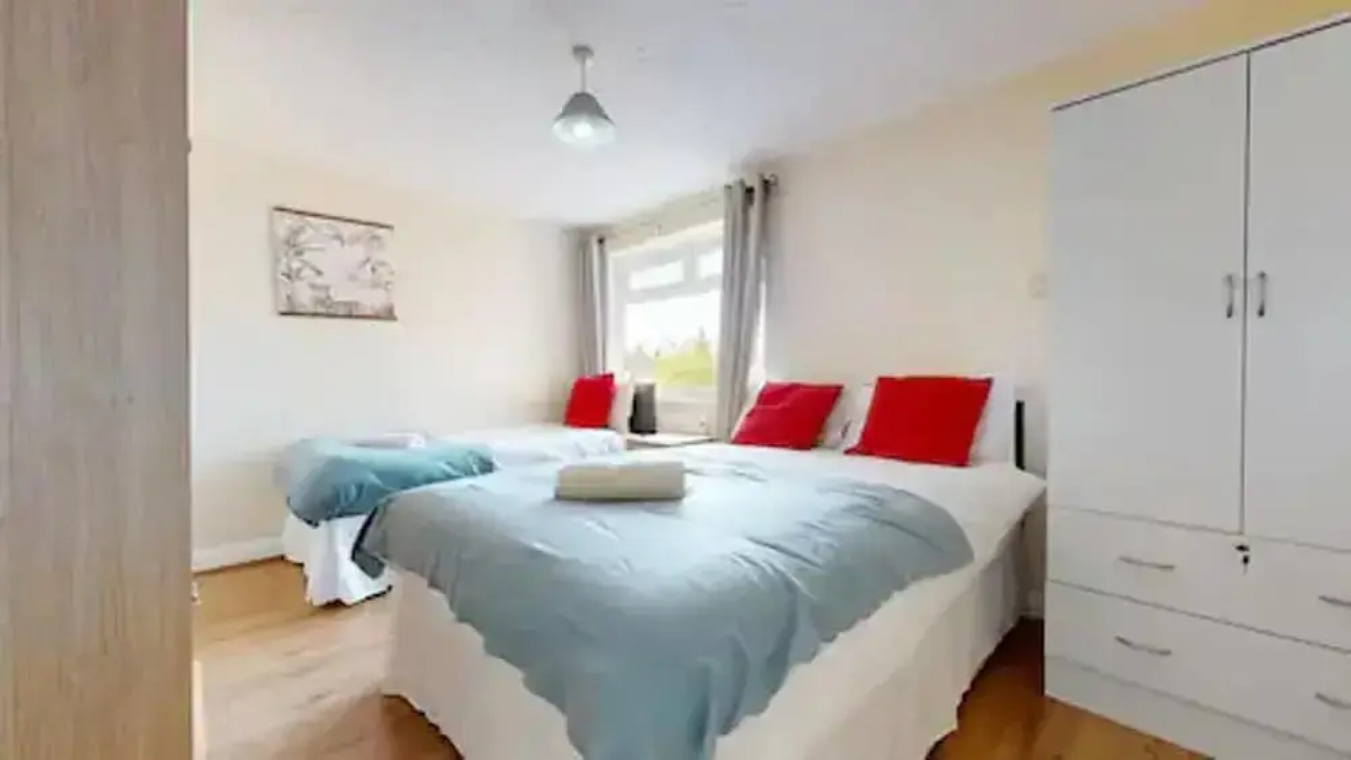 Captivating 2-bed Apartment in Stanford-le-hope