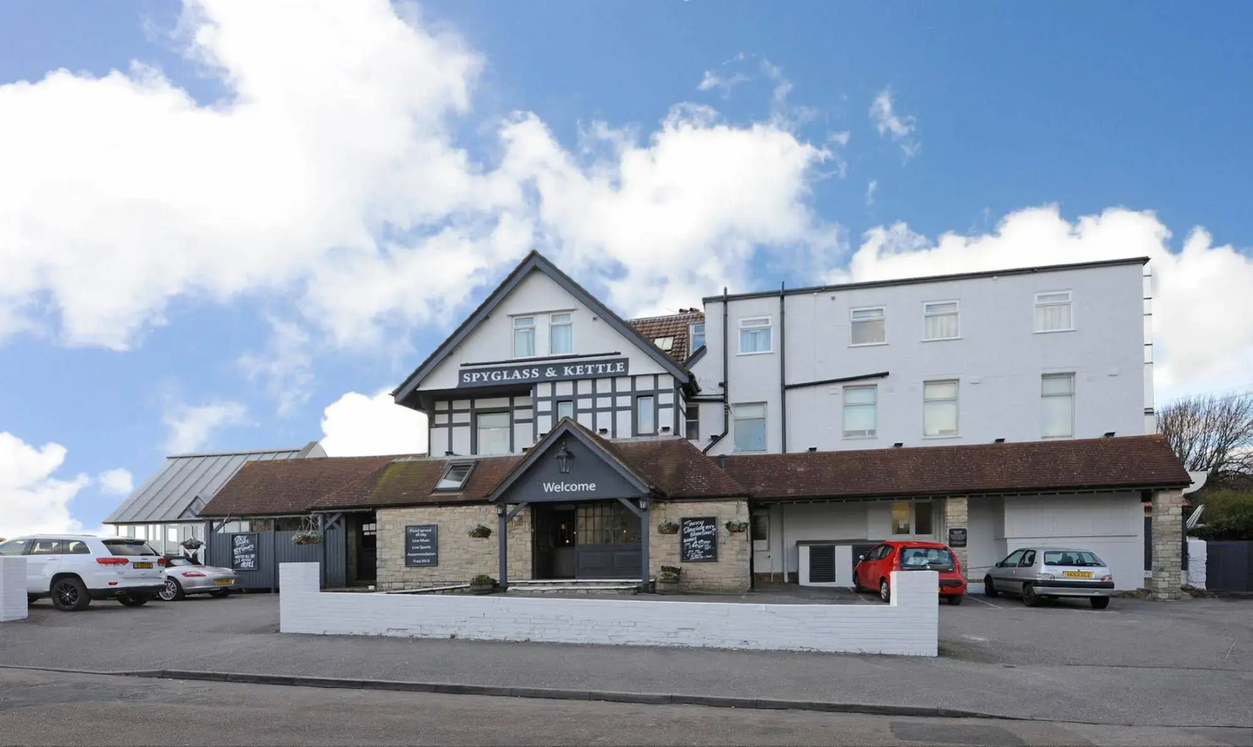 The Spyglass and Kettle