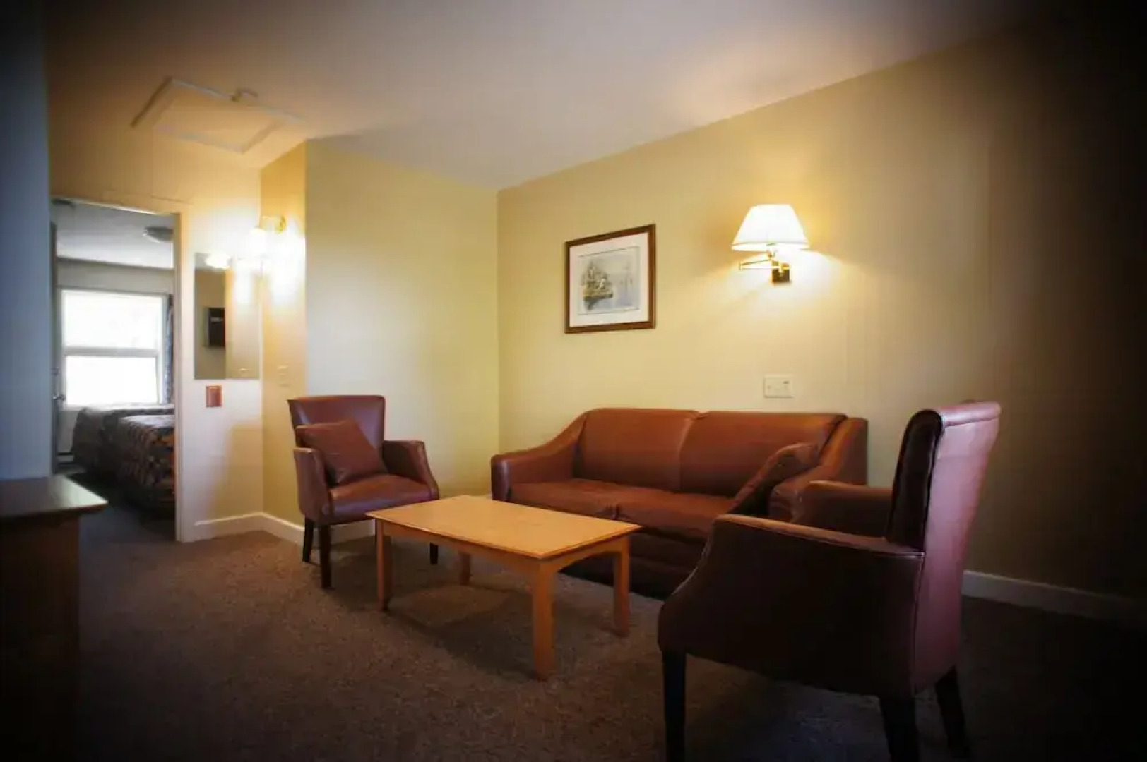 Silverwood Inn & Suites