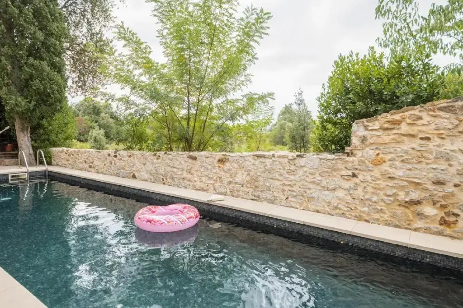Charming villa in the countryside with swimmingpool