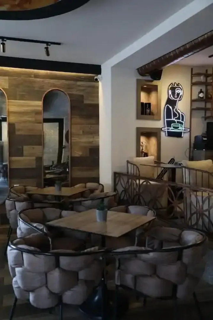 Bruti Hotel