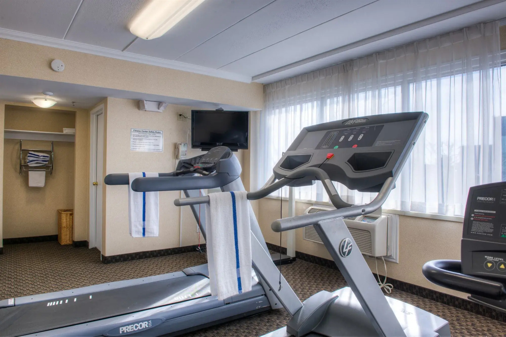 Four Points by Sheraton Windsor Downtown