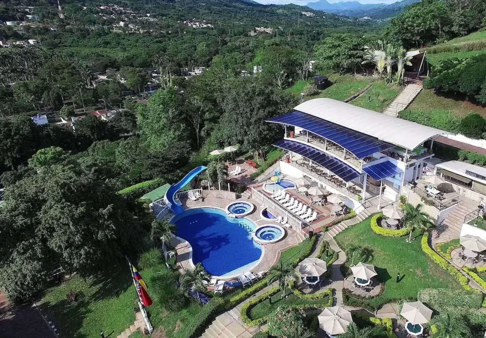 Hotel Villeta Resort