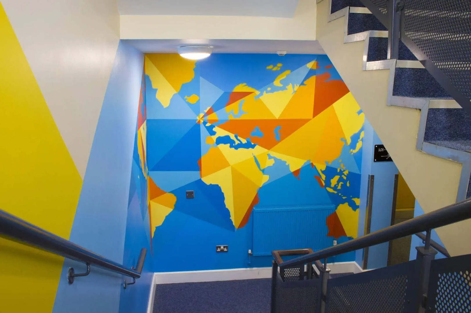 Snoozles Tourist Hostel
