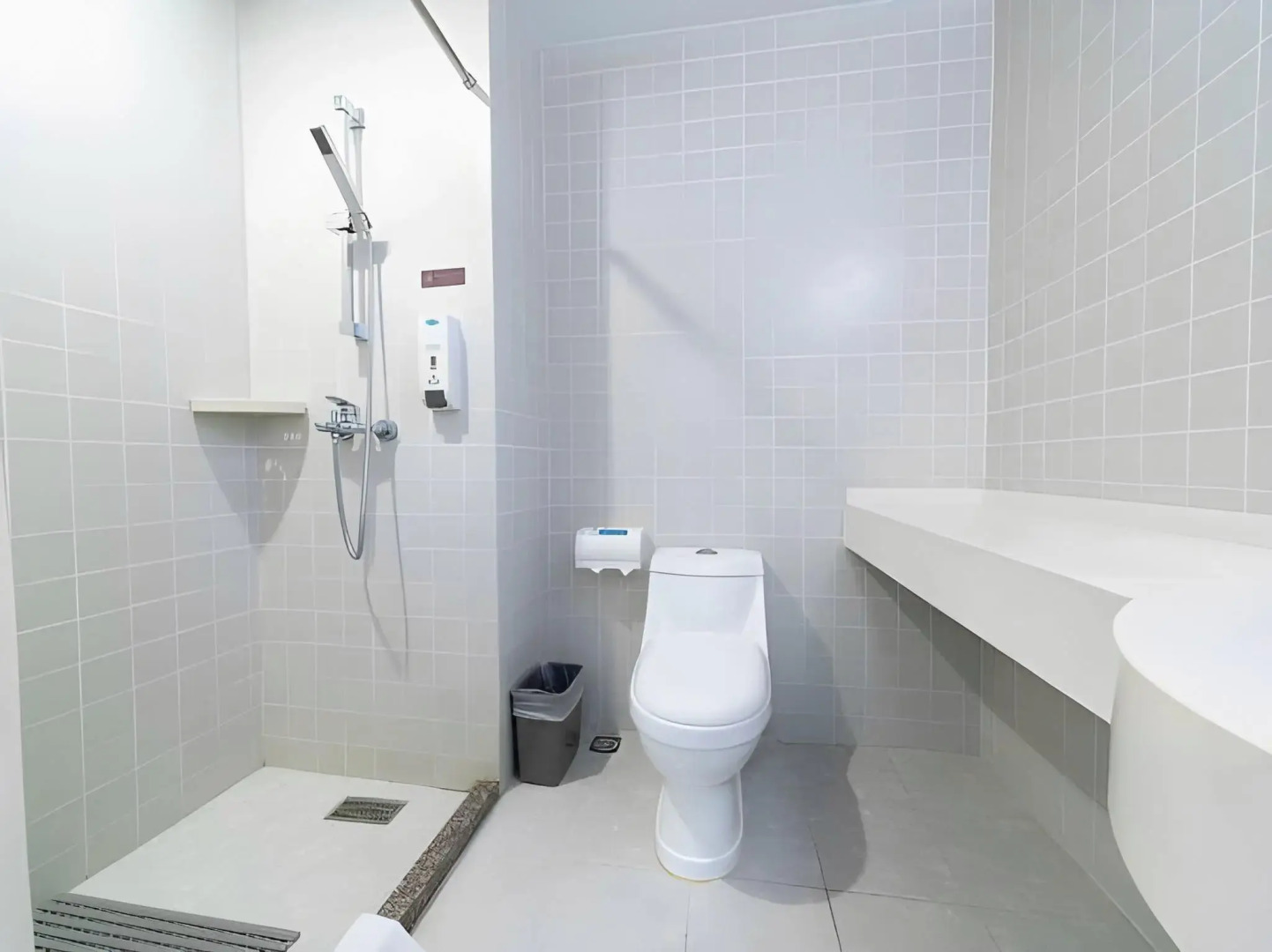 Jinjiang Inn (Shenzhen Futian Exhibition Center Fumin Metro Station)