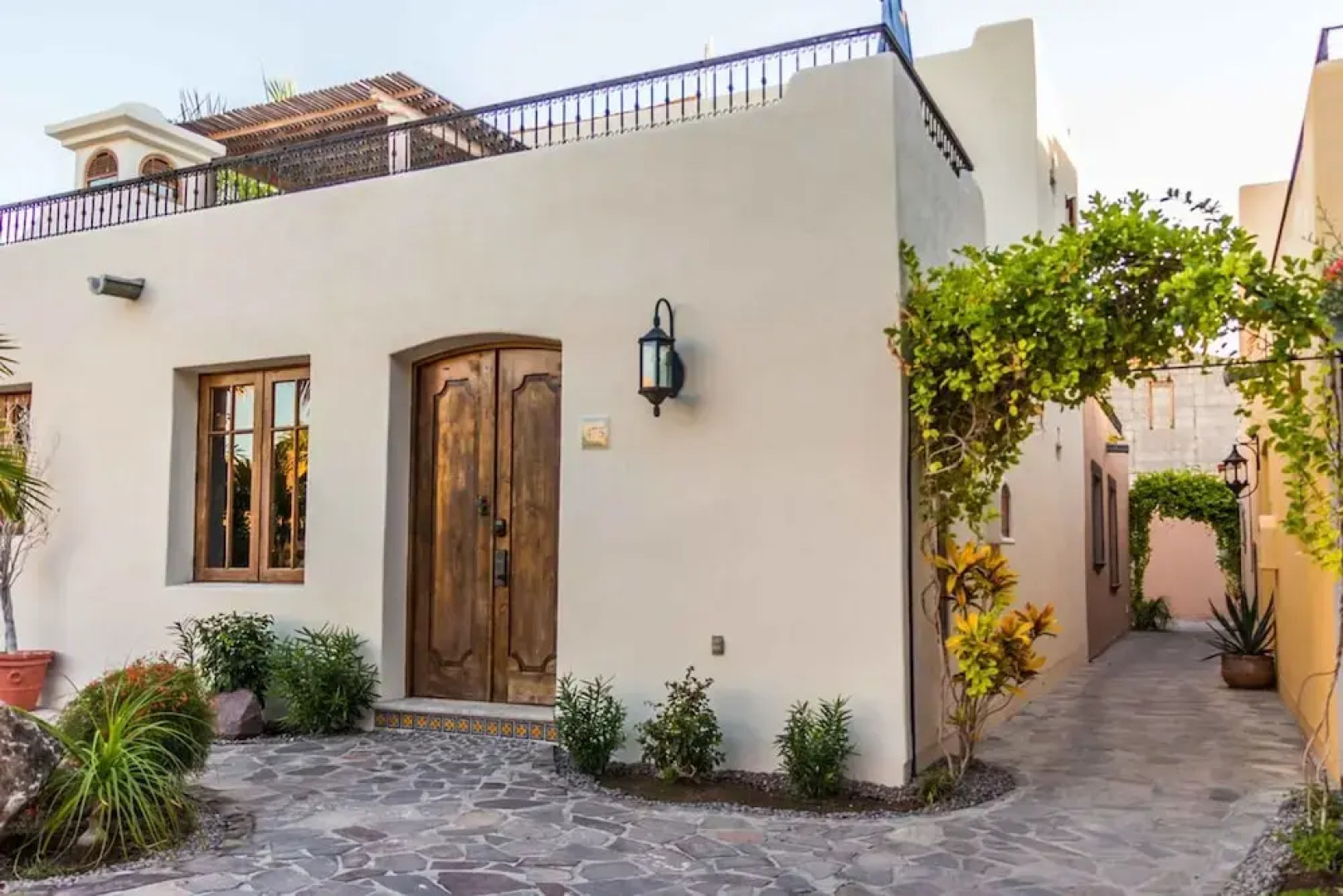 White Palm Villa Fn475 2 BR by Casago