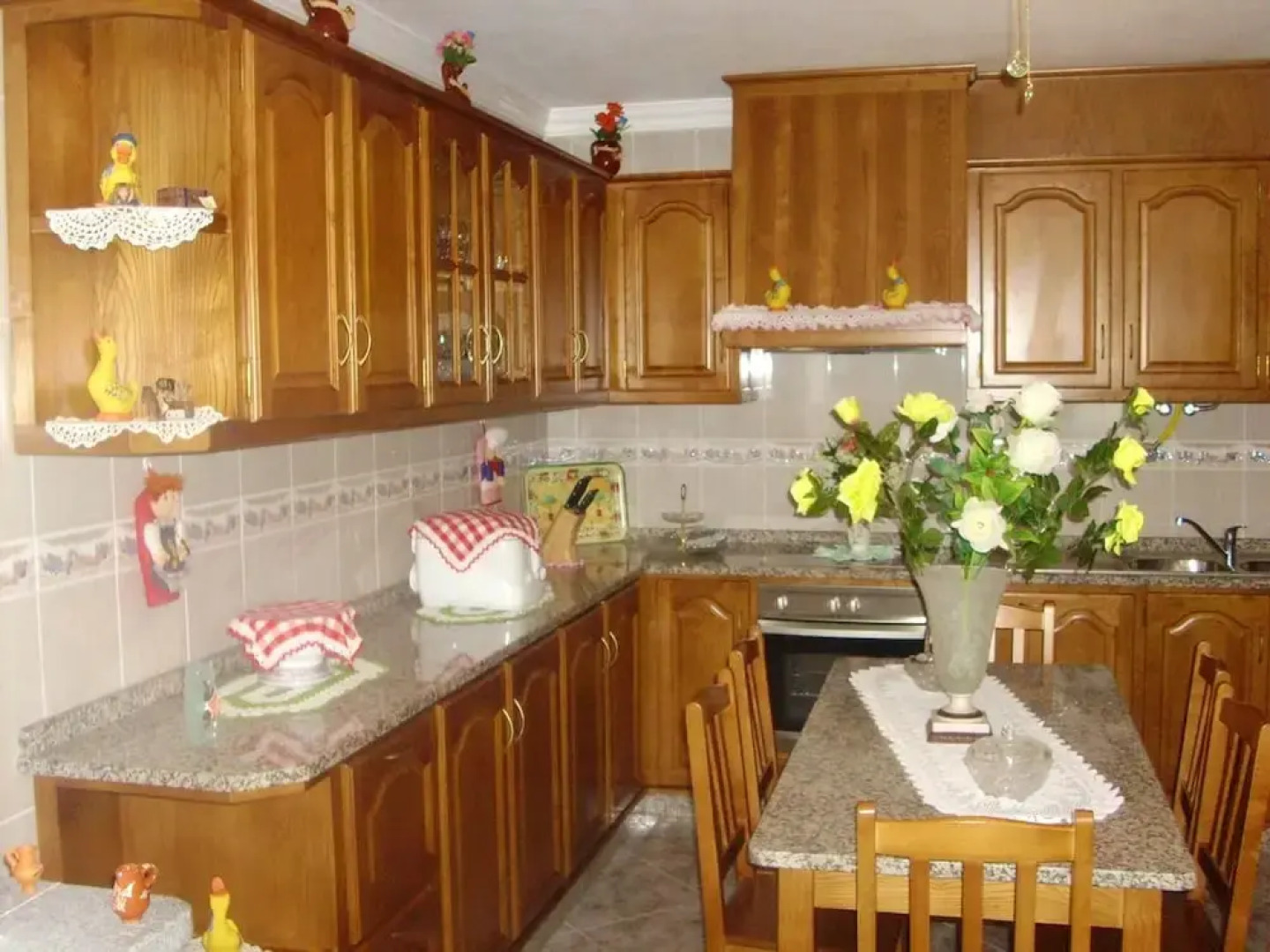 House With 4 Bedrooms in Cortiçada, With Wonderful Mountain View, Enclosed Garden and Wifi Near the Slopes