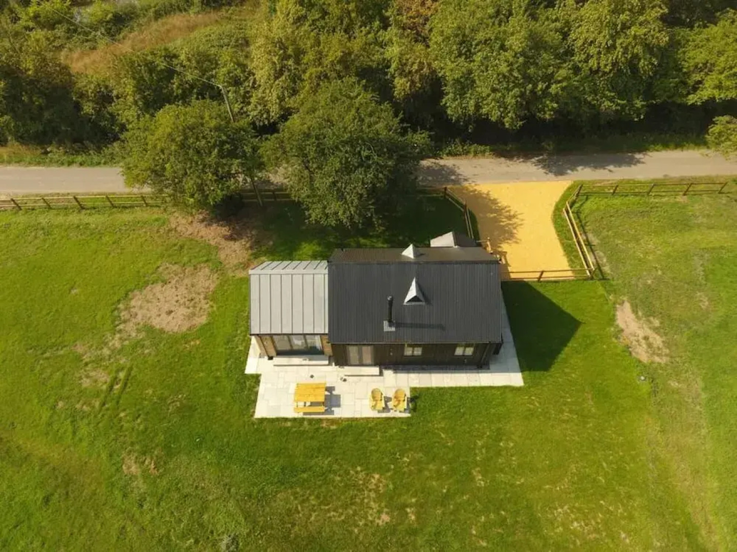 Rustic 1-bed Holiday Home in Suffolk Countryside
