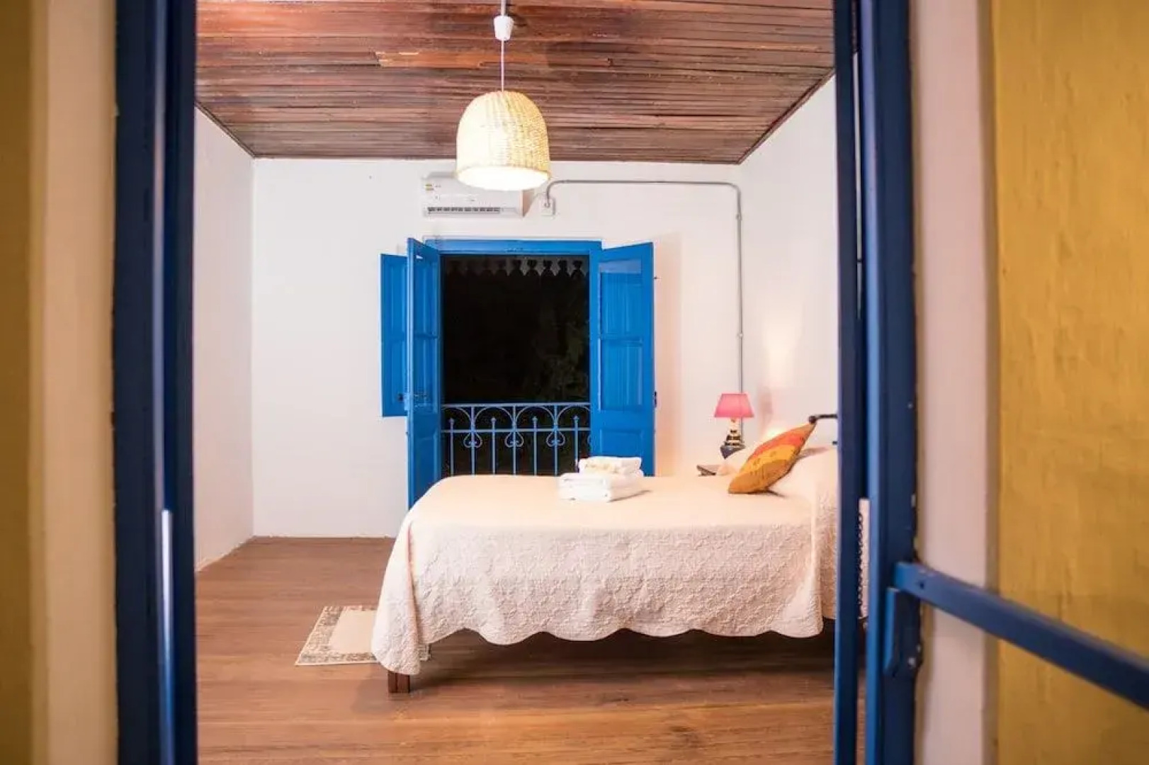 El Viajero Colonia Hostel & Suites