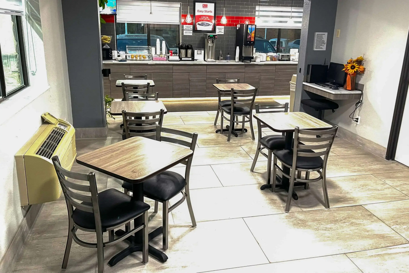 Econo Lodge Cartersville-Emerson Lake Point