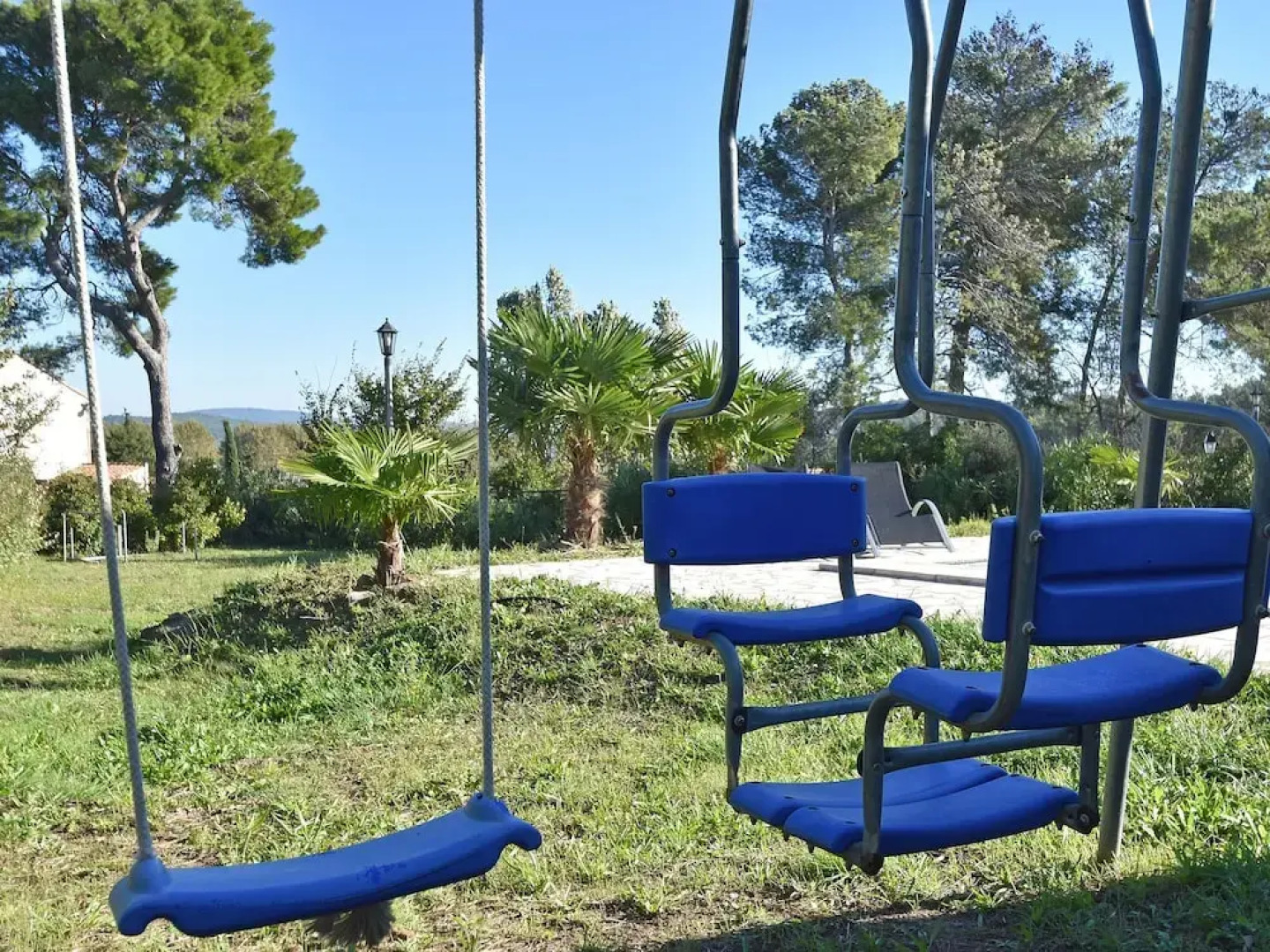 Spacious Villa With Swimming Pool, Jacuzzi, Trampoline, Swing, View, 500m Bakery