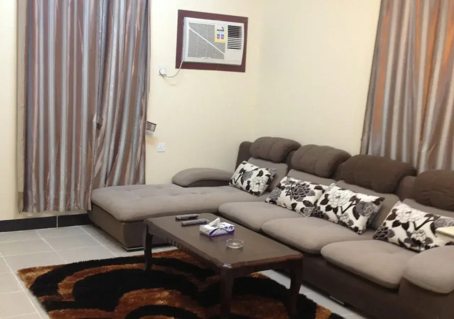 Hams Al Amasi Apartments