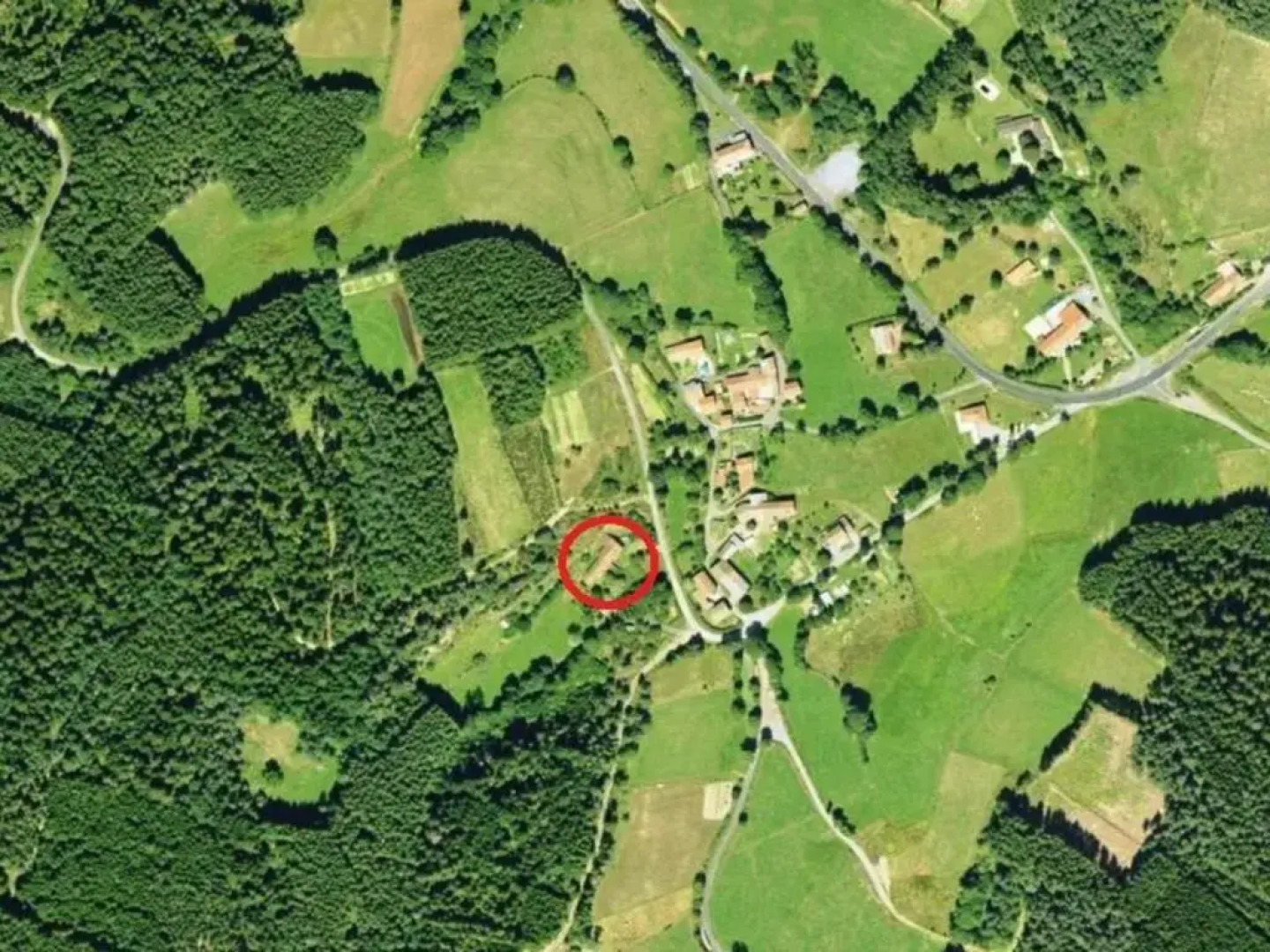 Gîte Allègre, 4 pièces, 6 personnes - FR-1-582-161