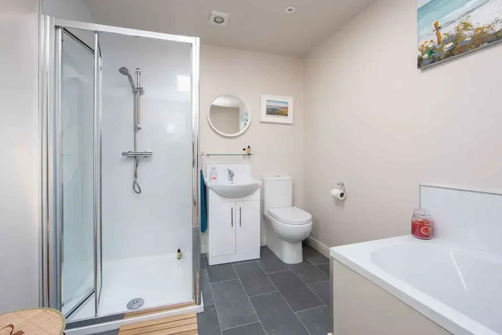 The Anchor Apartments