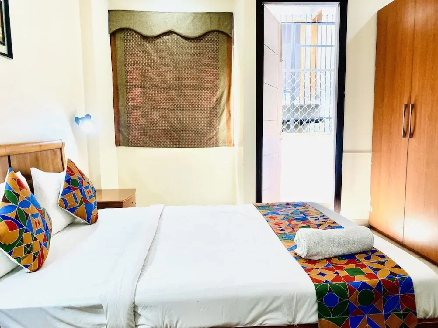 Qotel Hotel Noida Sector 51