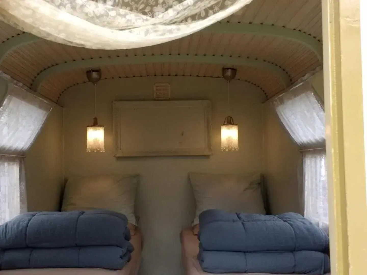 Pipowagen Overnachting Het Houten Huis