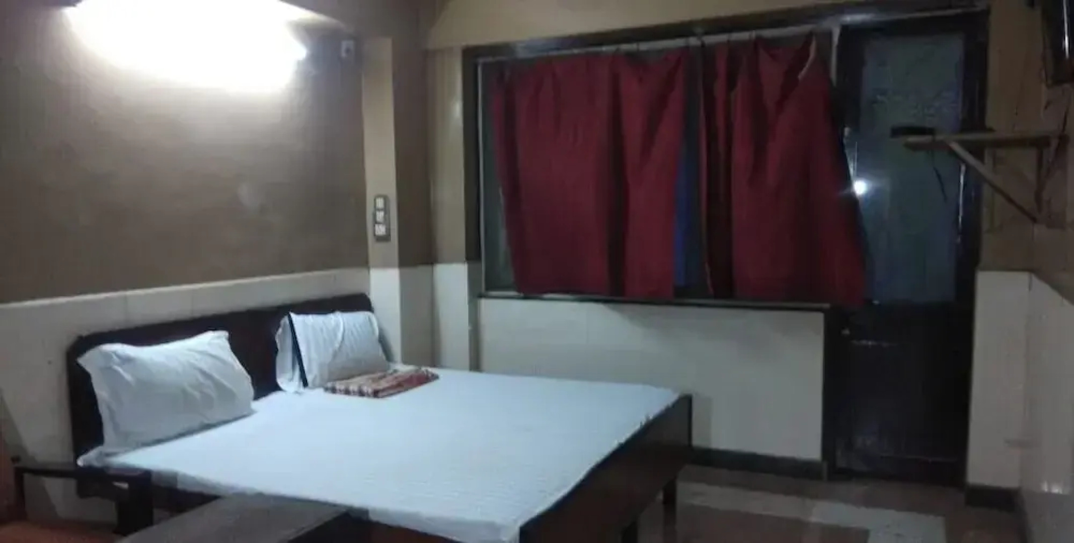 Hotel Sundar by iROOMZ