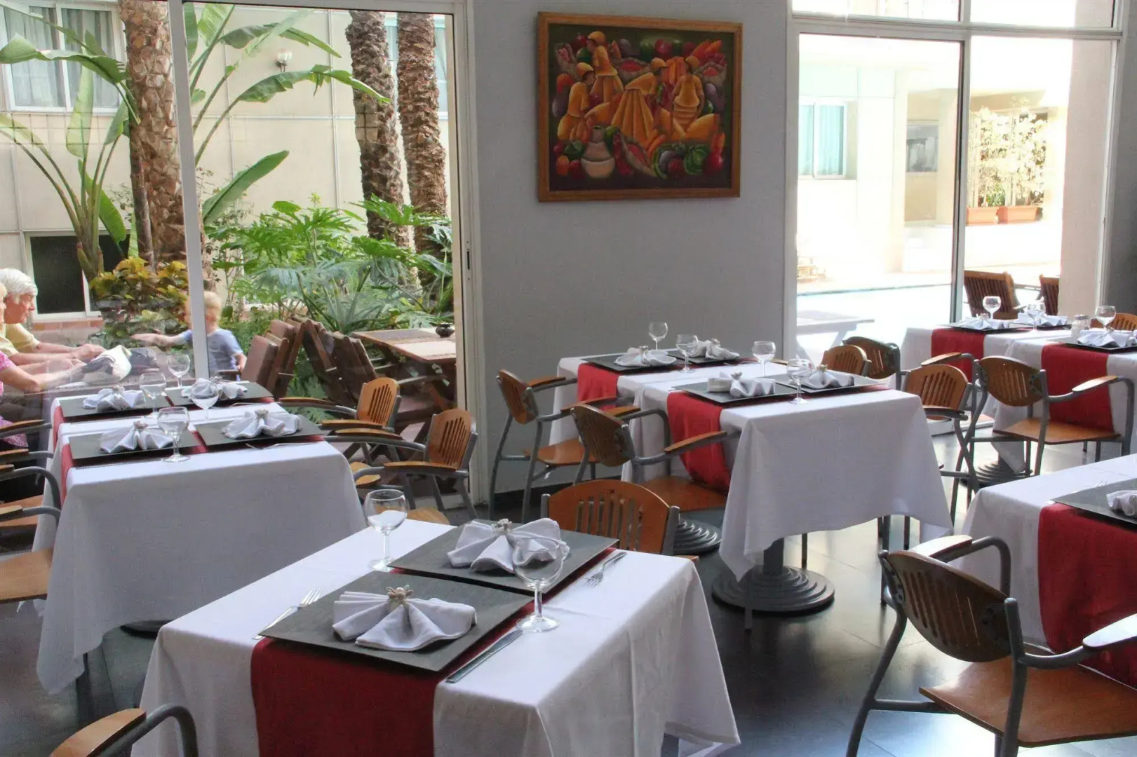 Casablanca Suites & SPA