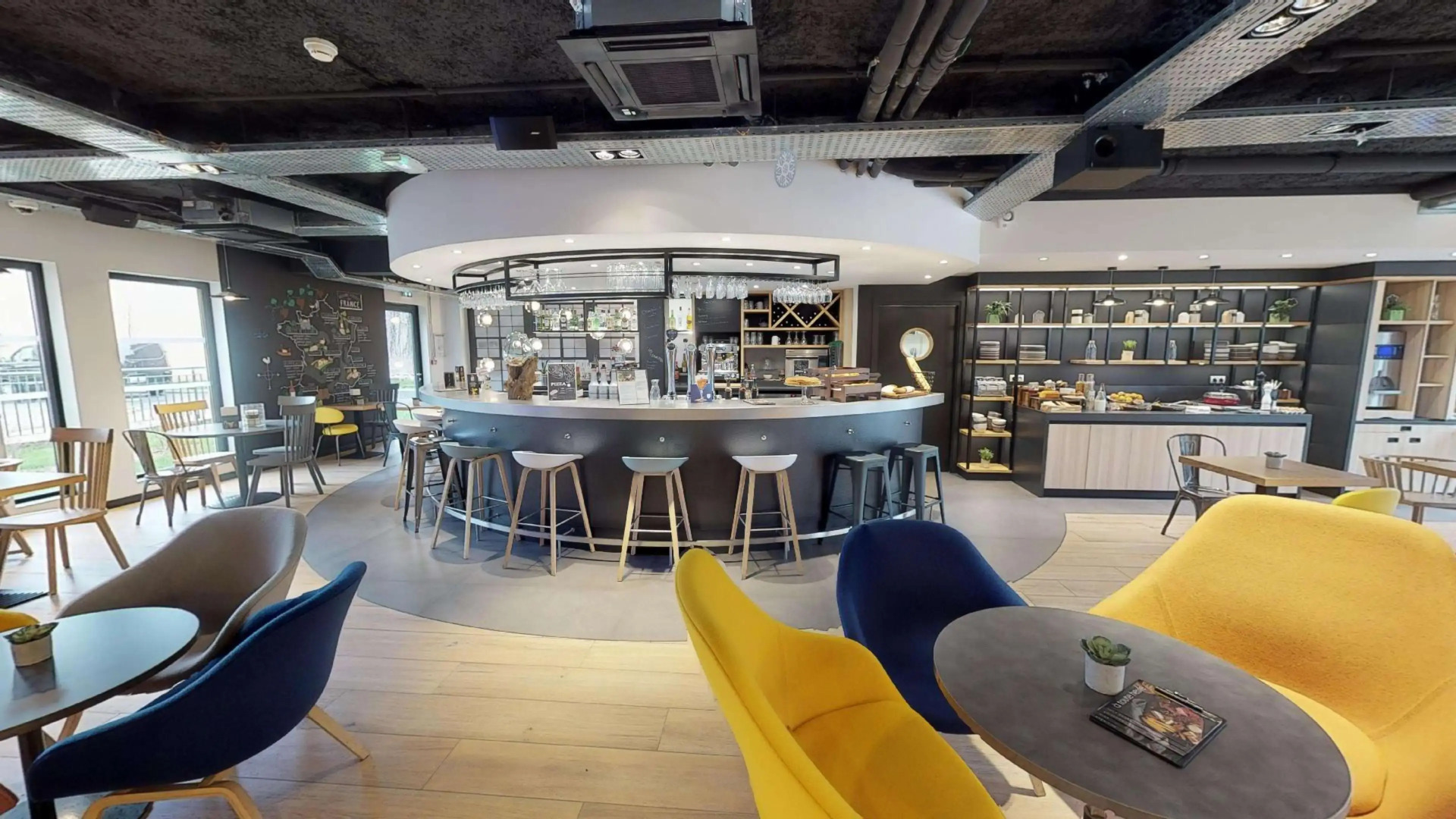 Campanile Fontainebleau