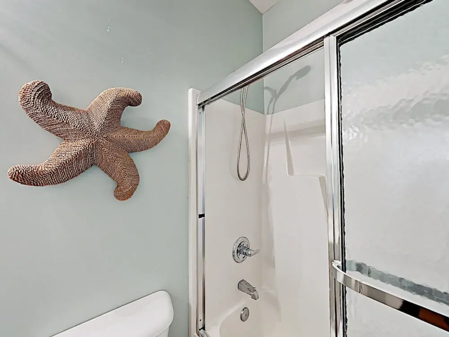 New Listing! Crabby 5: Pool, Hot Tub, Beach, Golf 4 Bedroom Condo