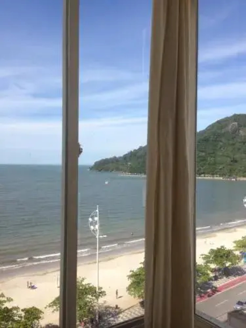 Apartamento beira-mar em Balneário Camboriú