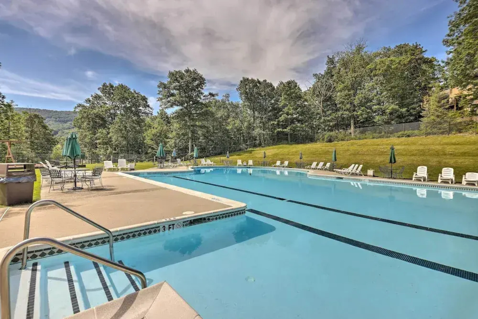 Cozy Tannersville Getaway Near Ski Resort!