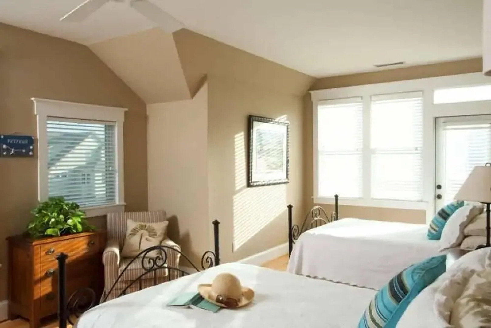 Aquarius 4 Bedroom Holiday Home By Bald Head Island