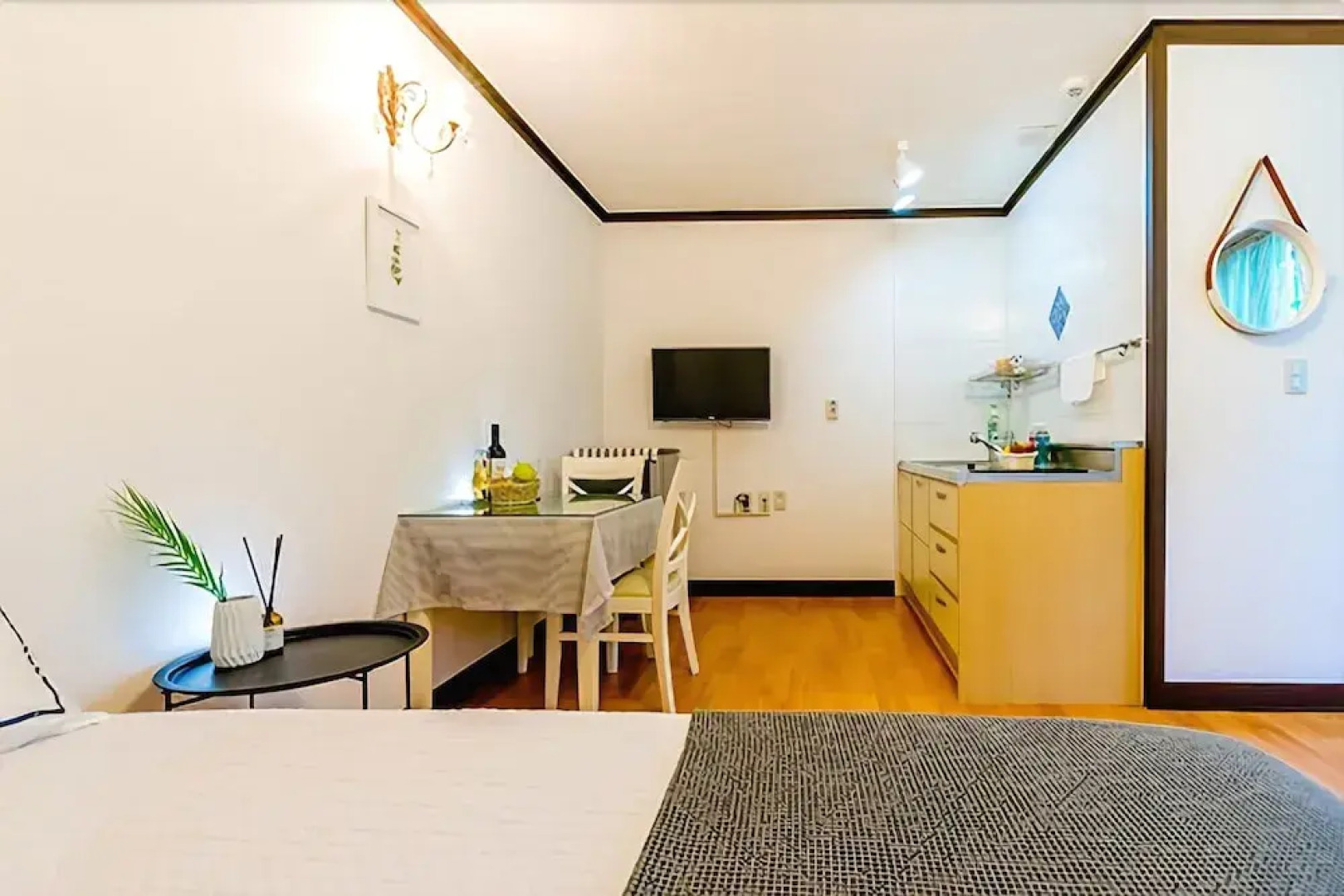 Anmyeondo Mintne Pension