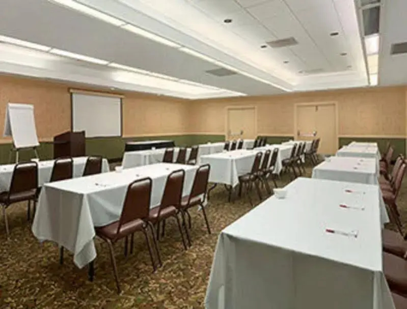 Ramada Burlington Hotel and Conference Center