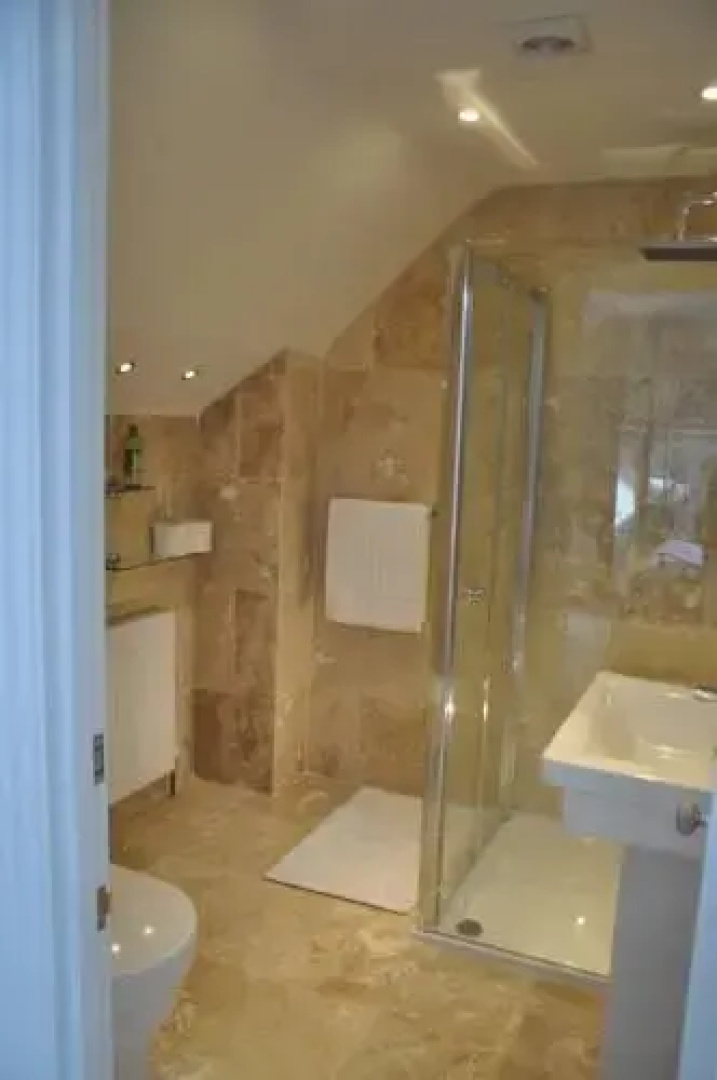 Bove Town House