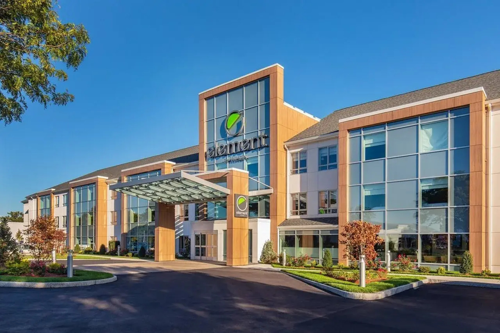 Hawthorn Suites by Wyndham Lowell