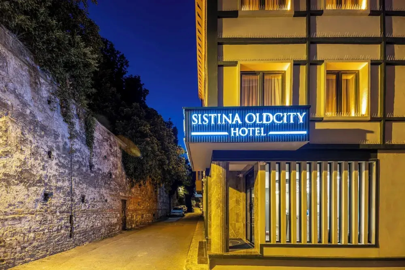 Sistina Old City Hotel