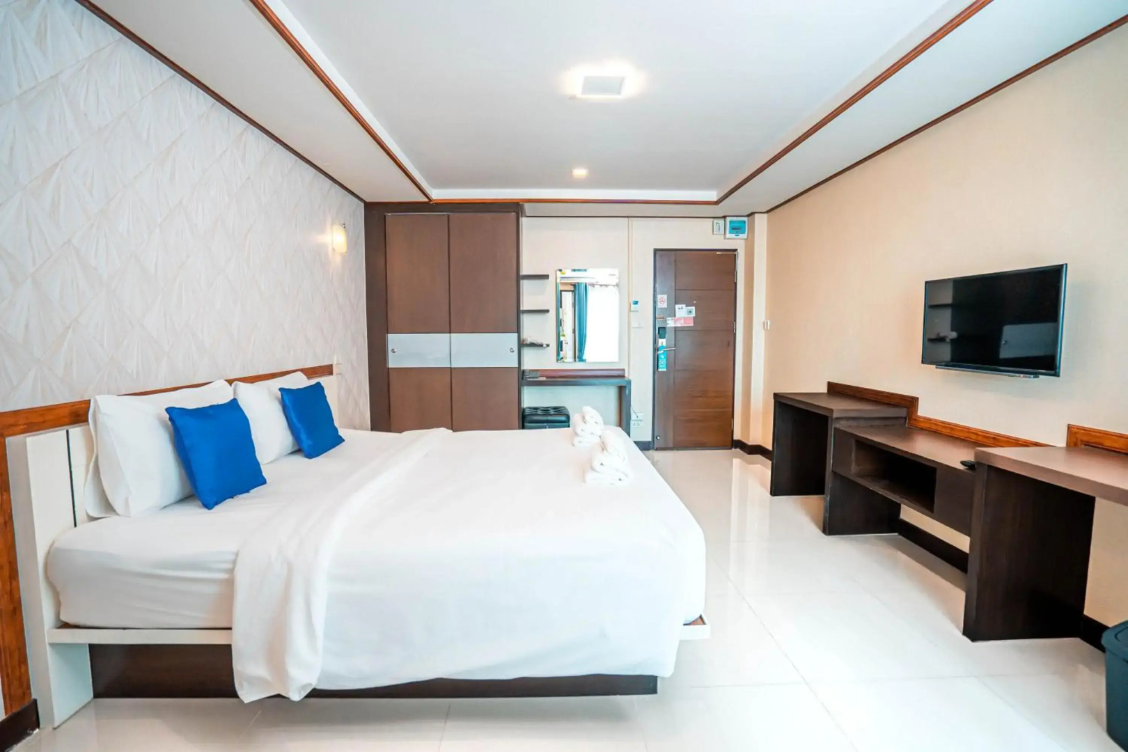 Blue Sky Residence Airport