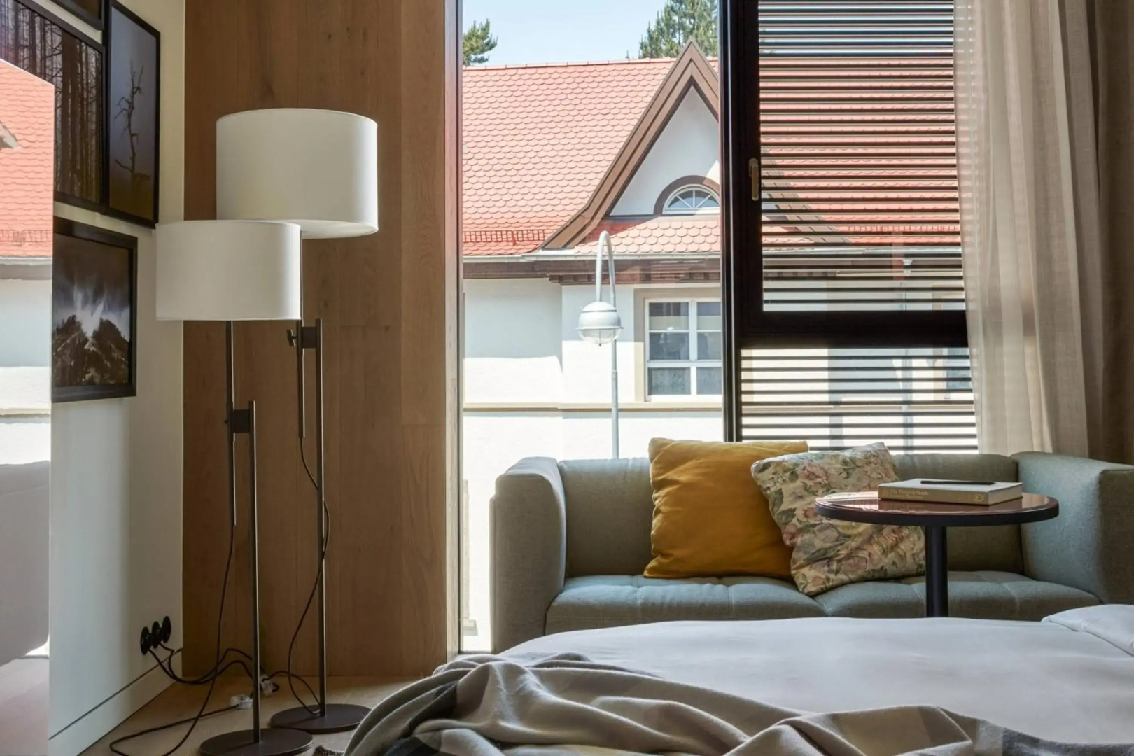 Roomers Baden-Baden, Autograph Collection