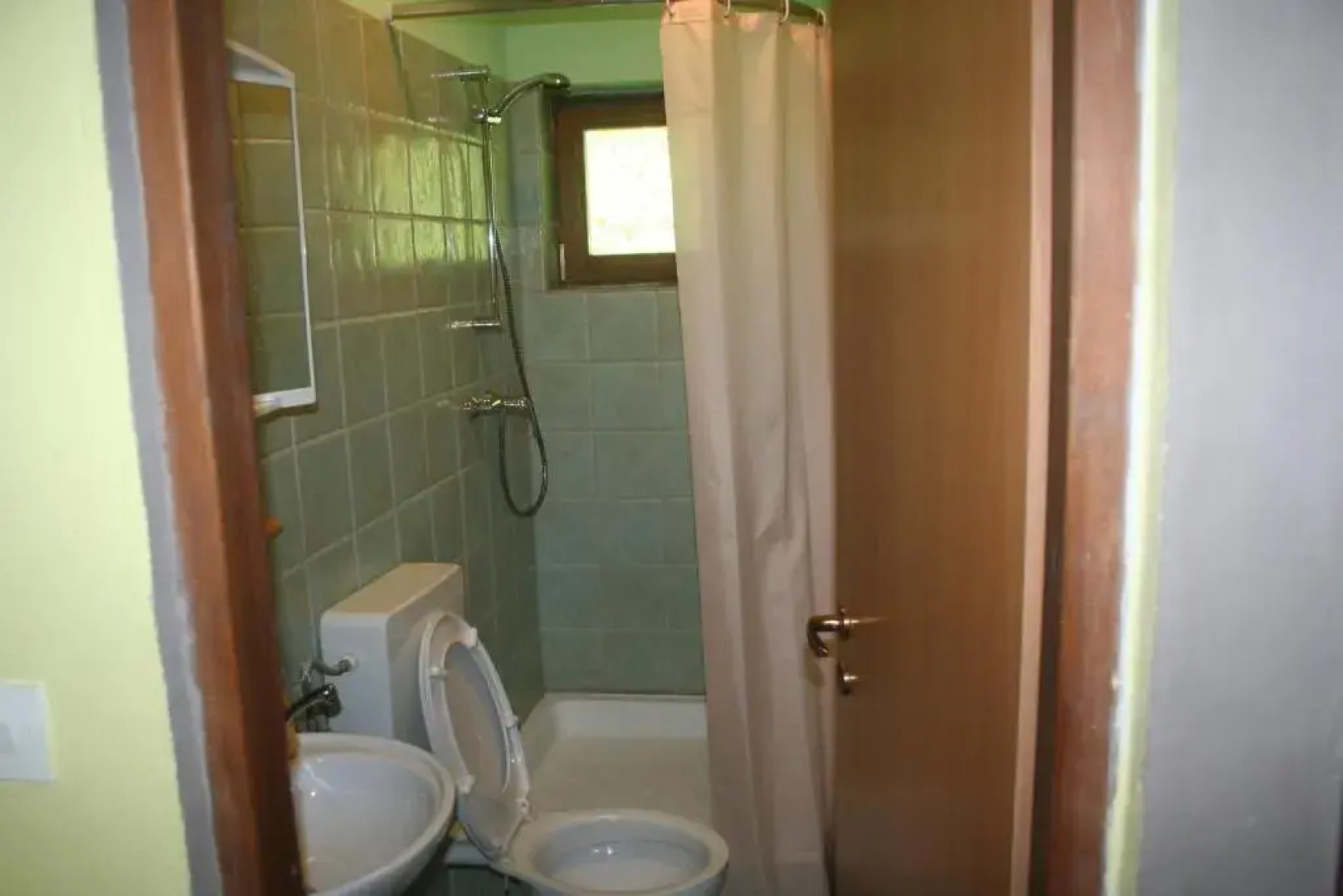 Hostel Flores in Zumberak eco-park