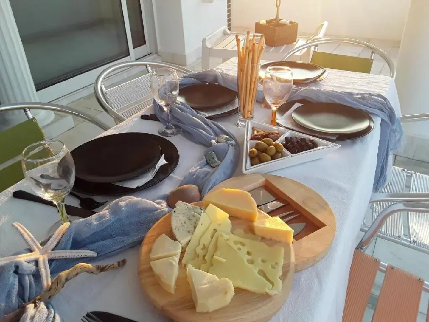 Heavenly Views-1 Maisonette with Unique Architecture close to the Beach