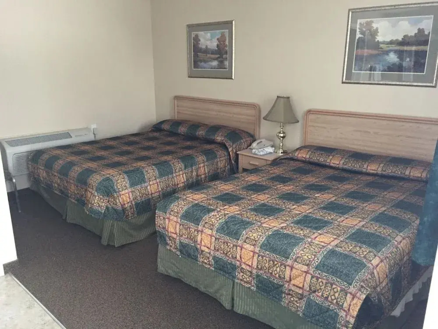 Kings Hotel & Motel