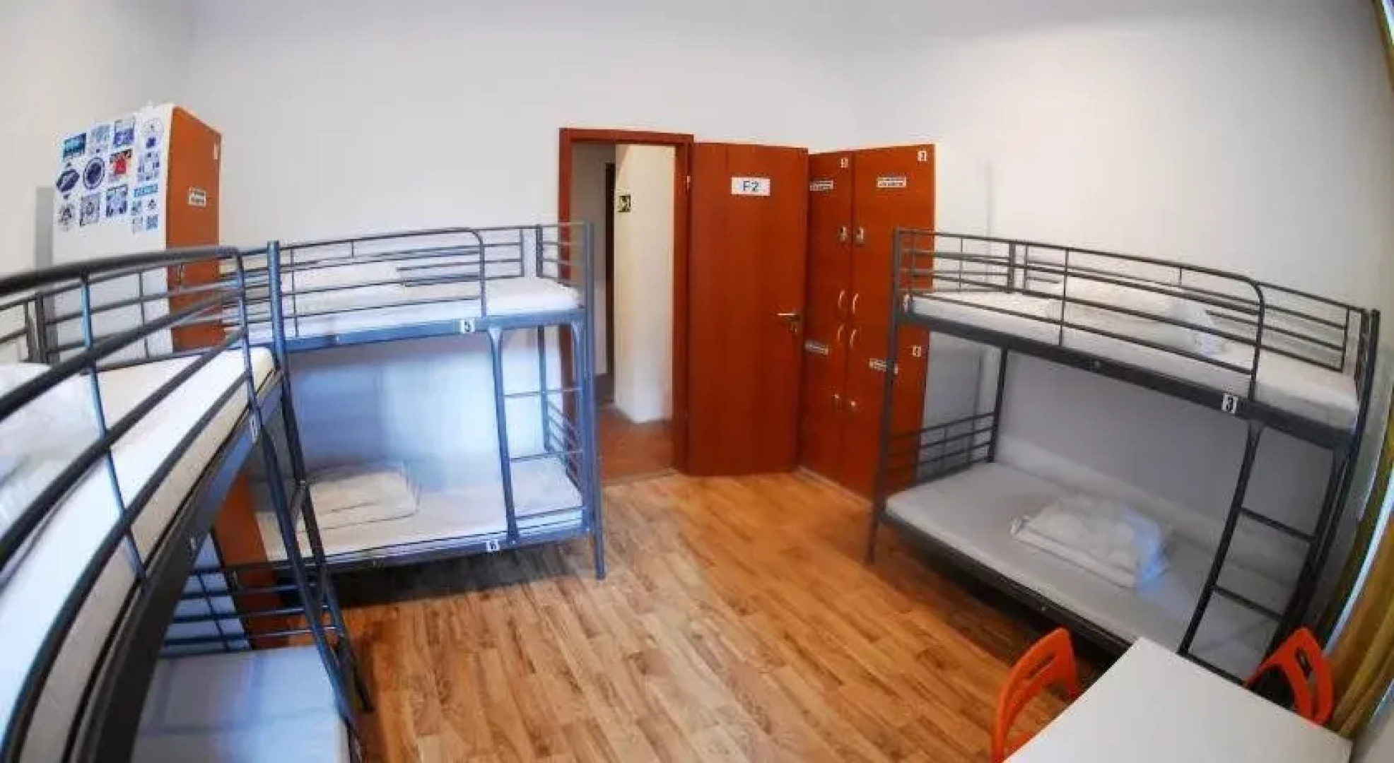 Mandarin Hostel
