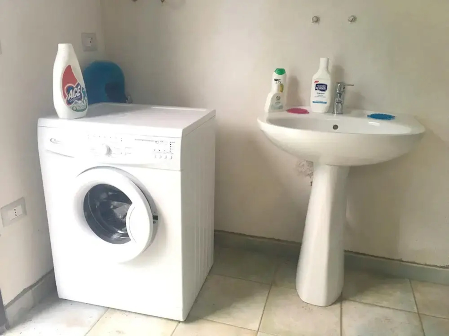 House With 2 Bedrooms in Cardedu, With Wonderful sea View, Enclosed Ga