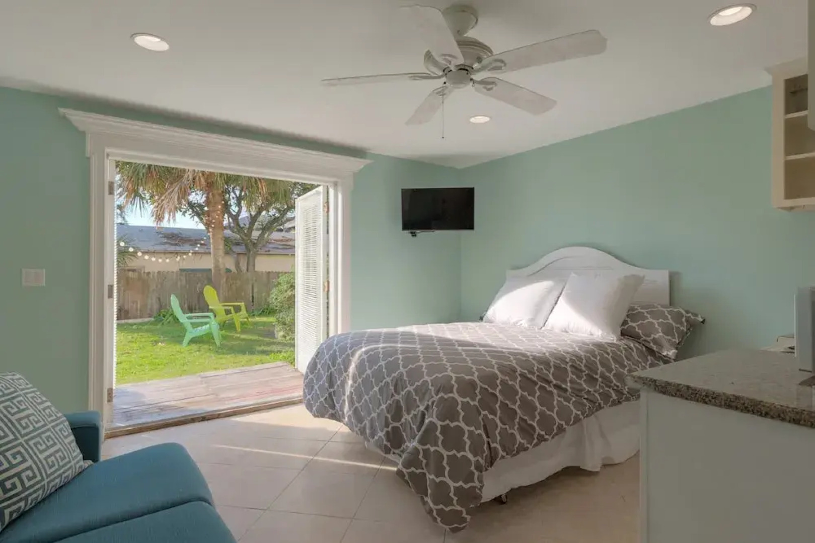 Beachside Studio With Mini Kitchen - Sleeps 2