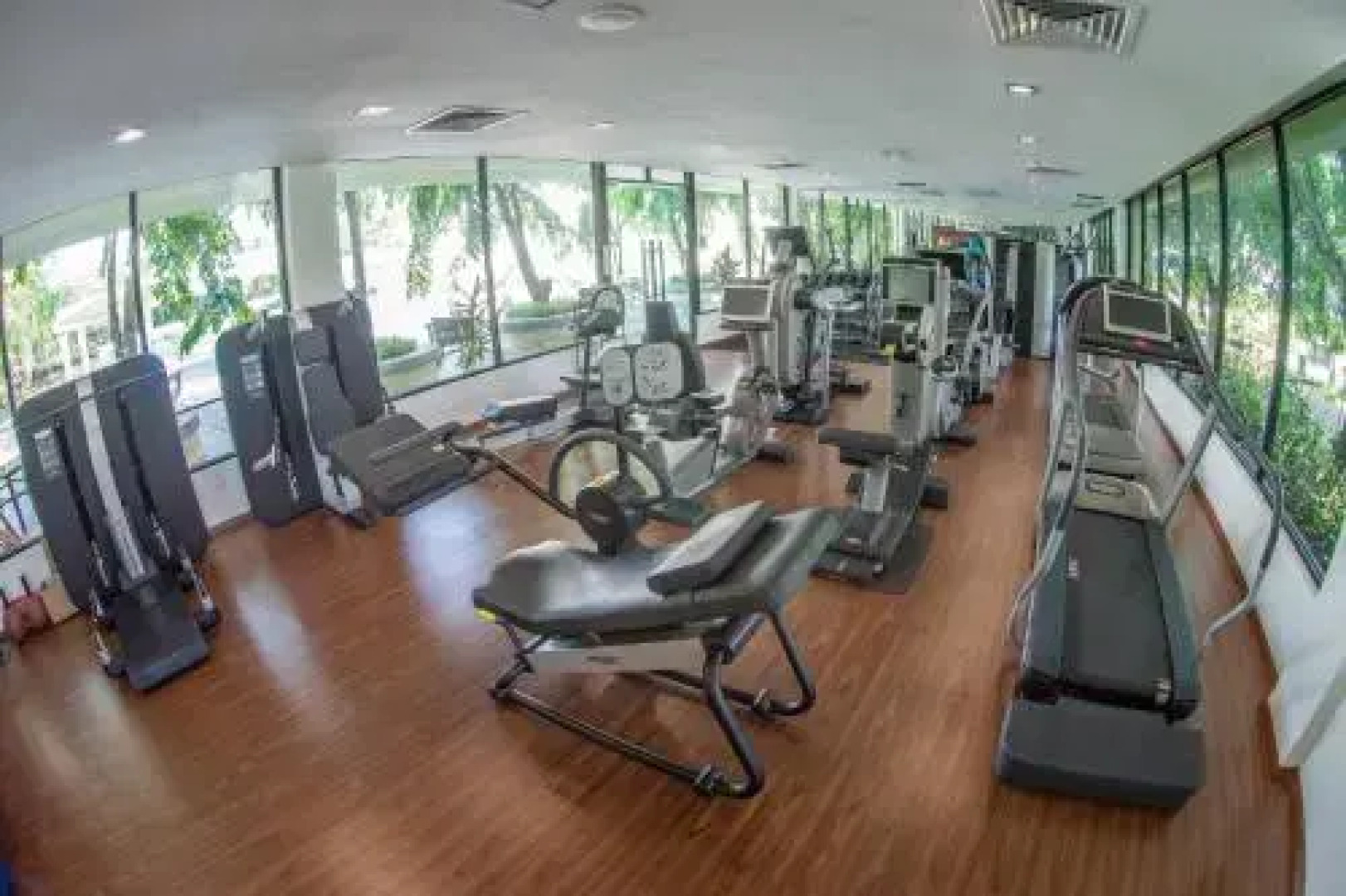 Orchard Wellness Safari Suites