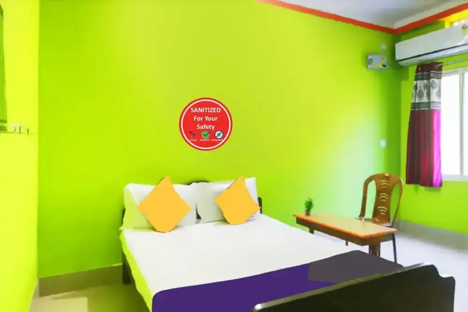 Goroomgo Sun Plaza Lodge Konark