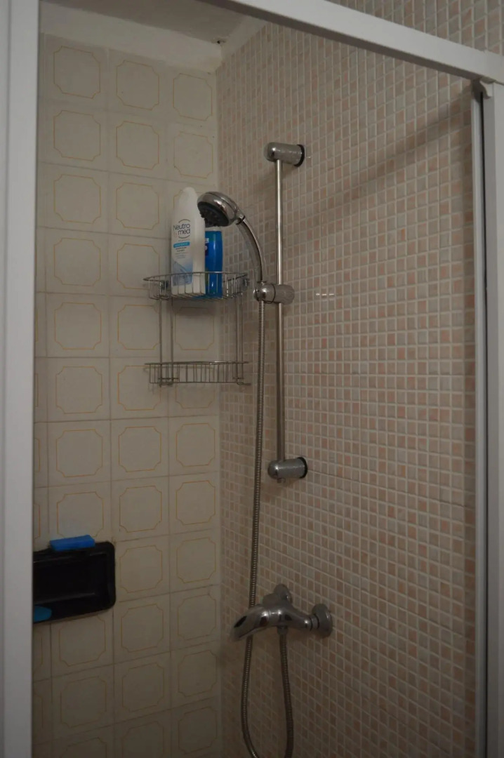 Seafront holiday home twenty meters from the western shore of Sardinia in S'archittu Beach-Casa del Giglio