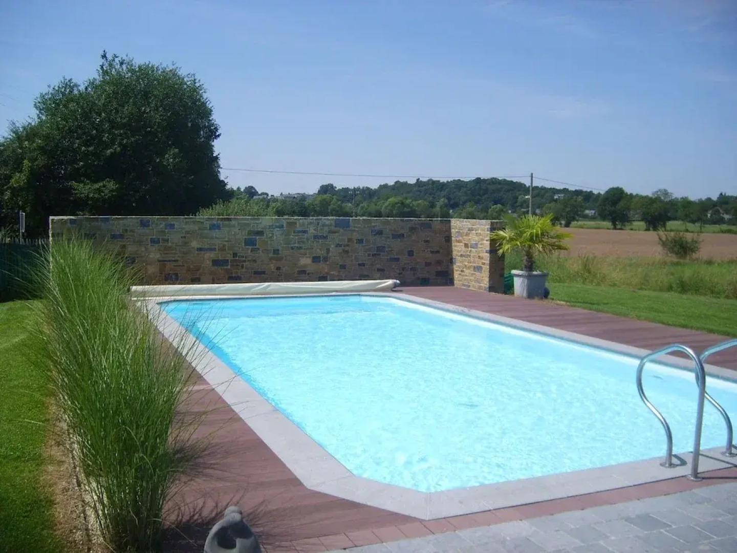 Beautiful Holiday Home with shared Pool in Eprave