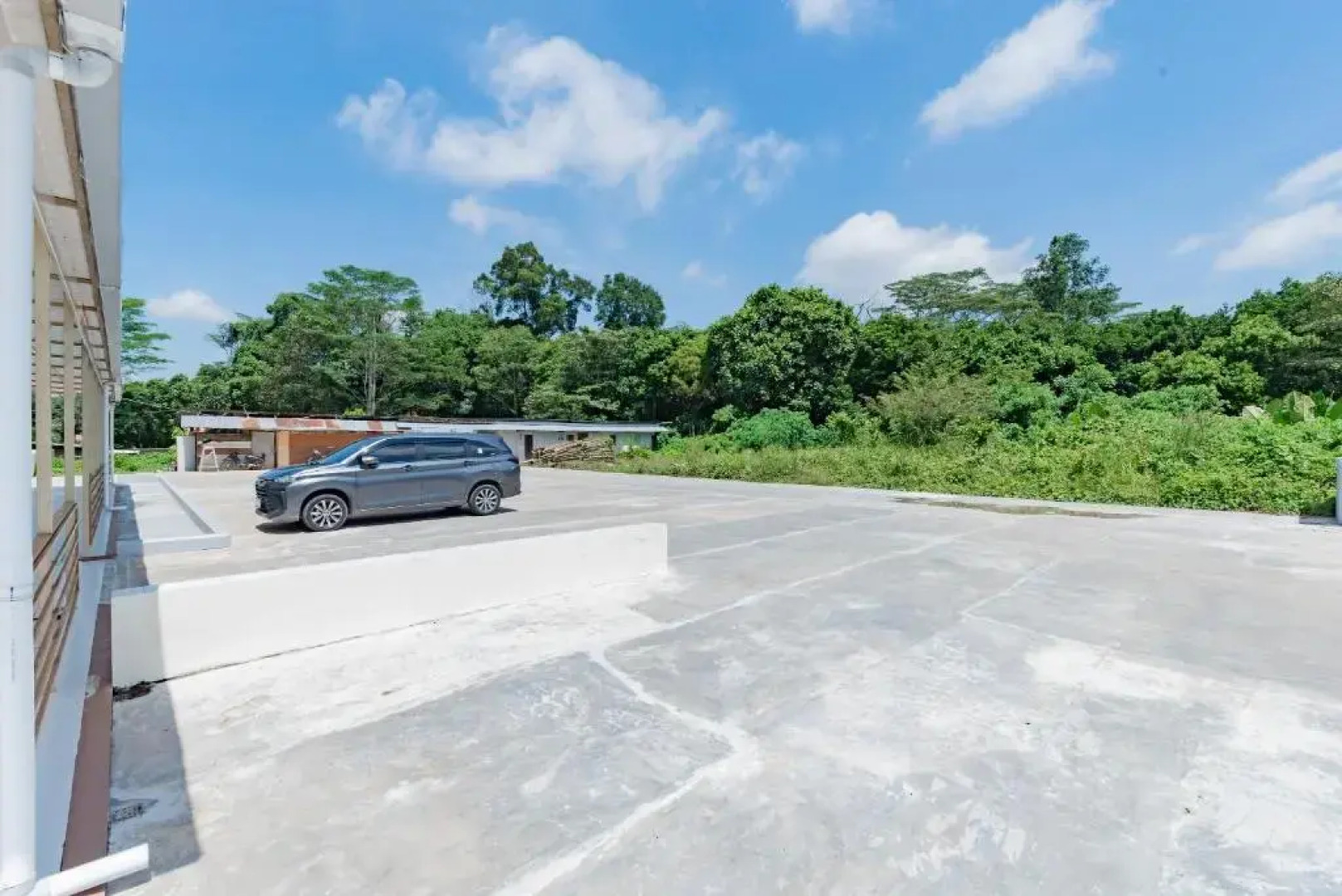 Sans Hotel Berau Square