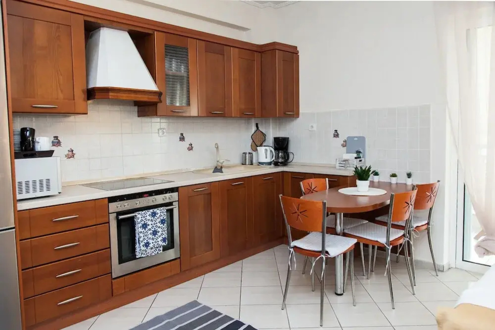 Cozy apt in Peristeri near Metro station