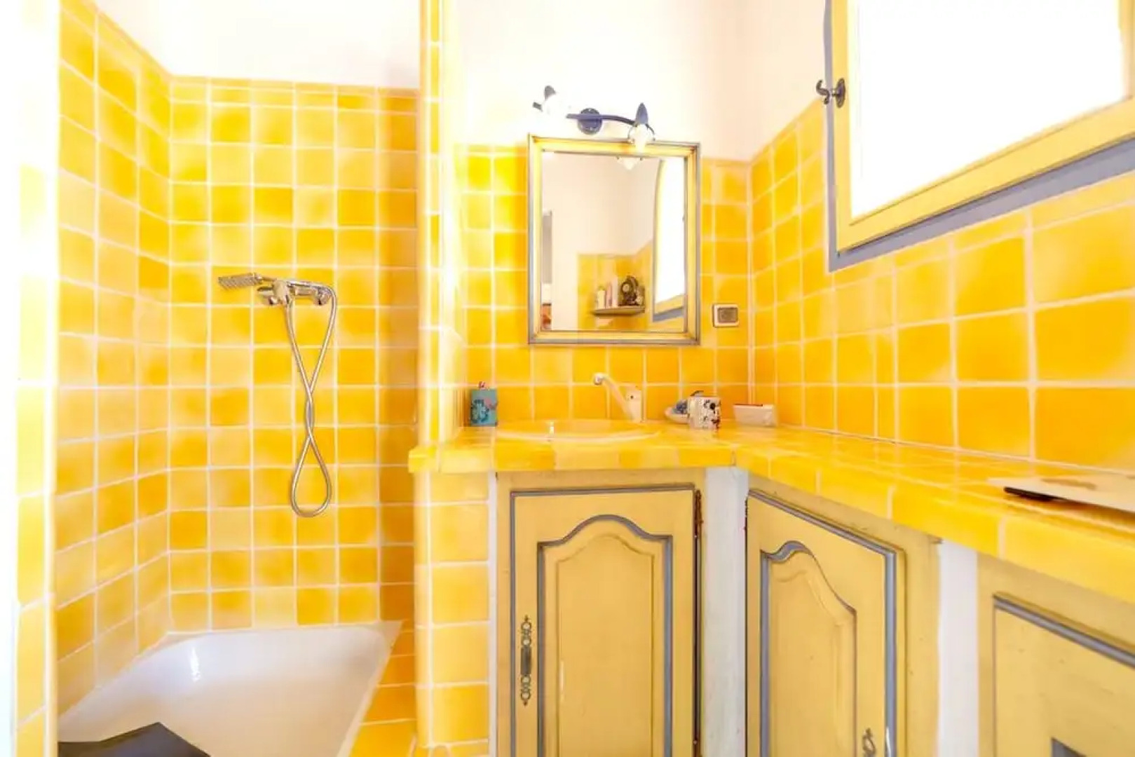 Villa With 5 Bedrooms in Carqueiranne, With Private Pool, Furnished Terrace and Wifi - 5 km From the Beach