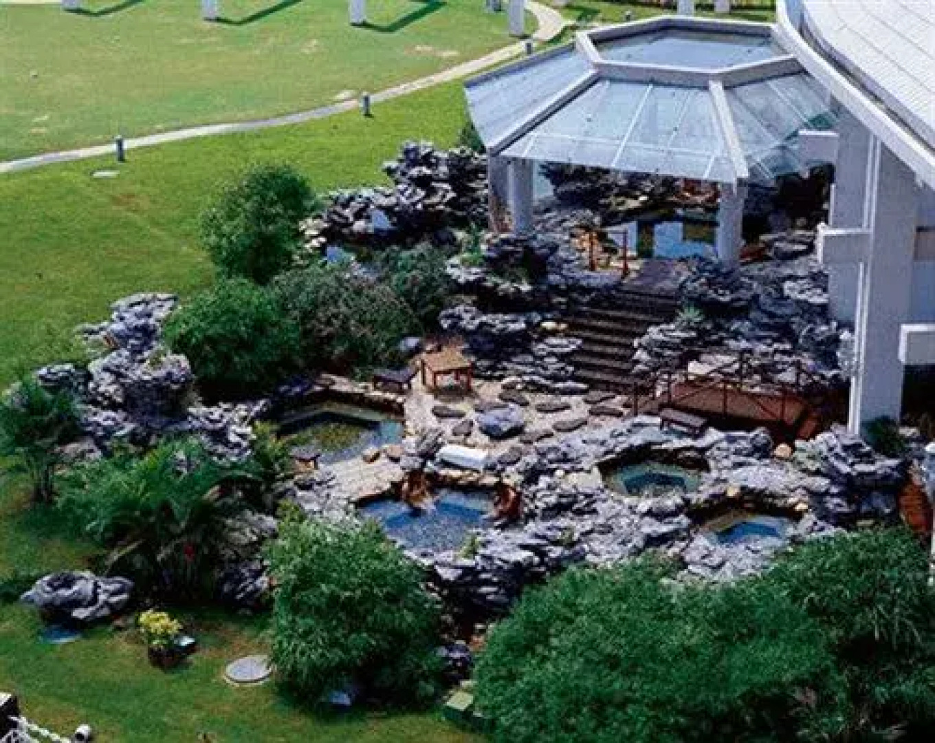 HNA Beach & Spa Resort