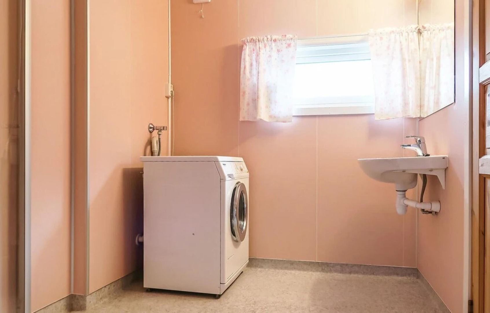 Amazing Home in Heidal With 5 Bedrooms and Sauna