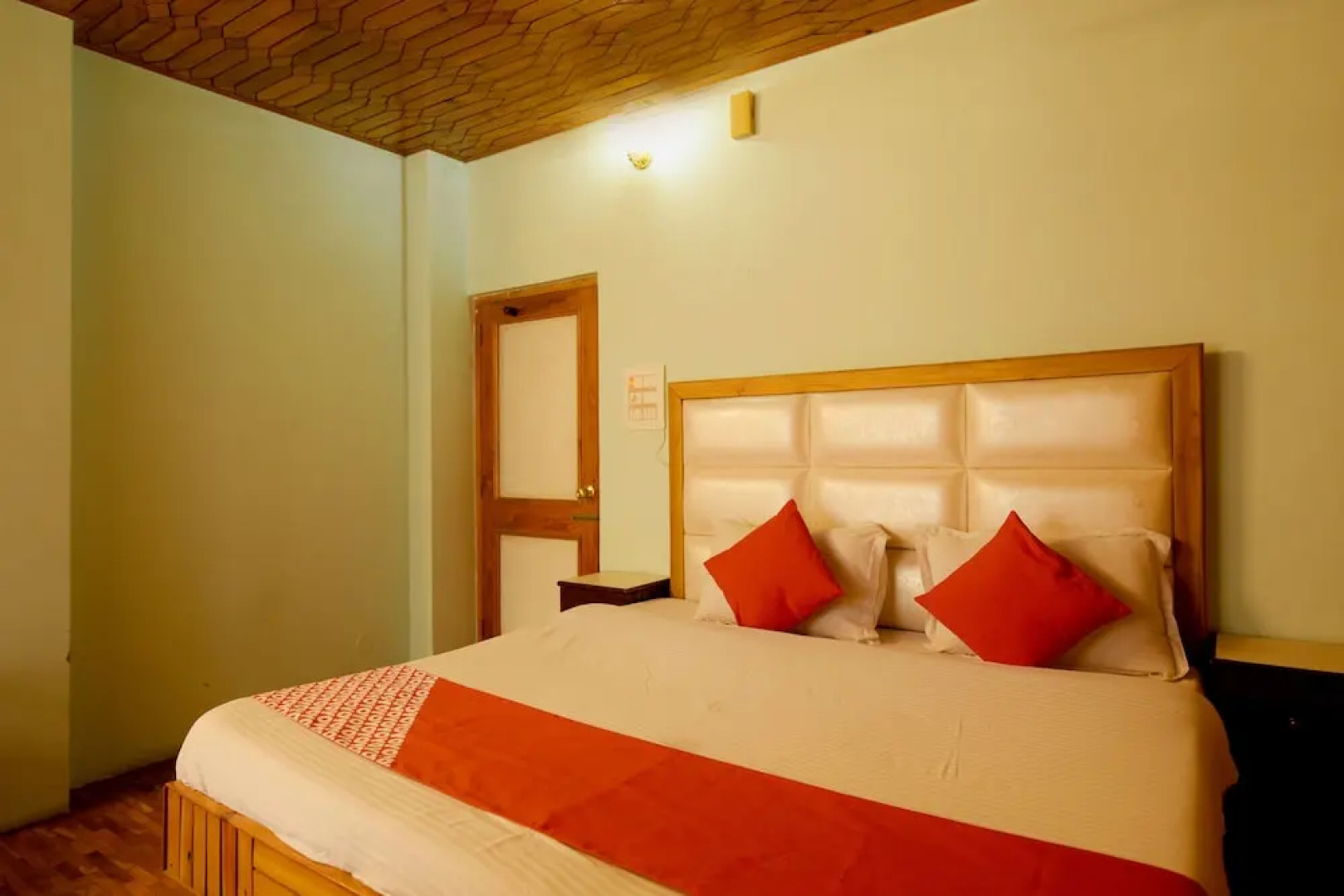 OYO 7341 Hotel Himalayan Hamlet